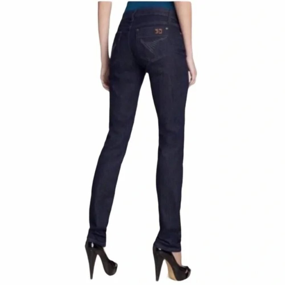 Joe's Jeans Chelsea Slim Fit Vincent Wash  Size 28